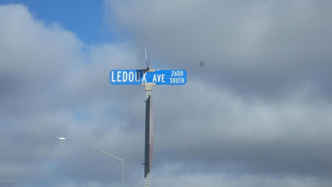 2600 Ledoux Ave, Gillette, WY 82718